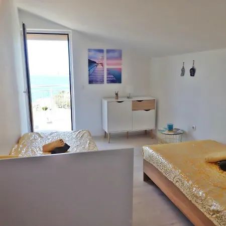 Ela Enjoy Breathtaking Seaview 塞利讷